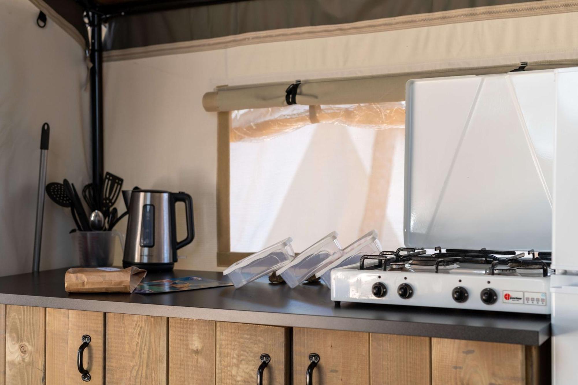 Easyatent Safari tent Lanterna Cervar-Porat Ruang foto