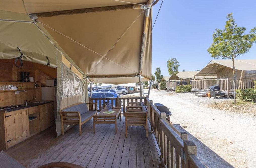 Easyatent Safari tent Lanterna Cervar-Porat Ruang foto
