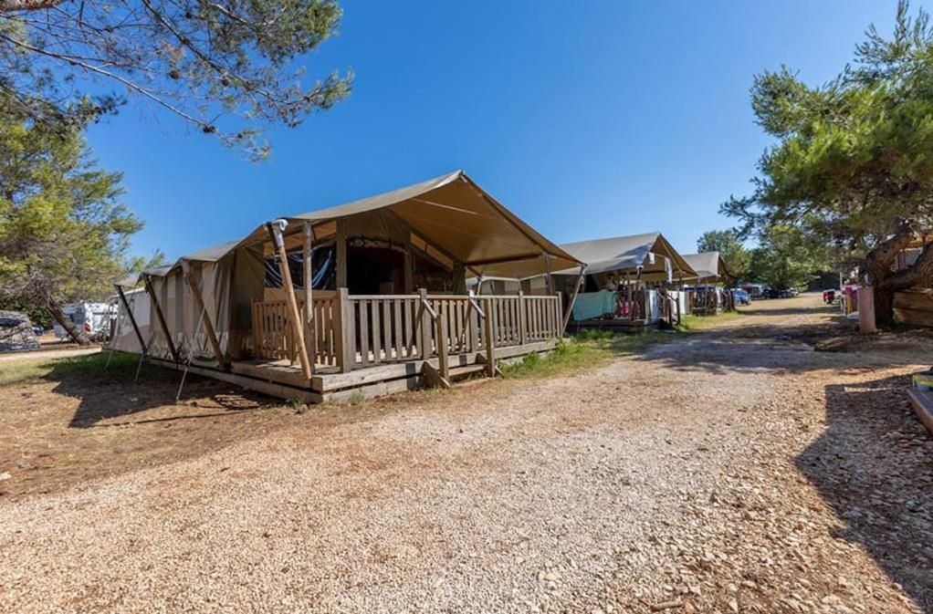 Easyatent Safari tent Lanterna Cervar-Porat Ruang foto